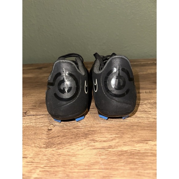 Nike Tiempo Legend 9 Club FG Soccer Cleats DA1176-001 Youth Size 4.5Y Black - Picture 3 of 9